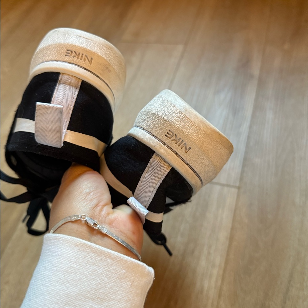 Nike Black and White Platform Sneakers - Picture 4 of 7
